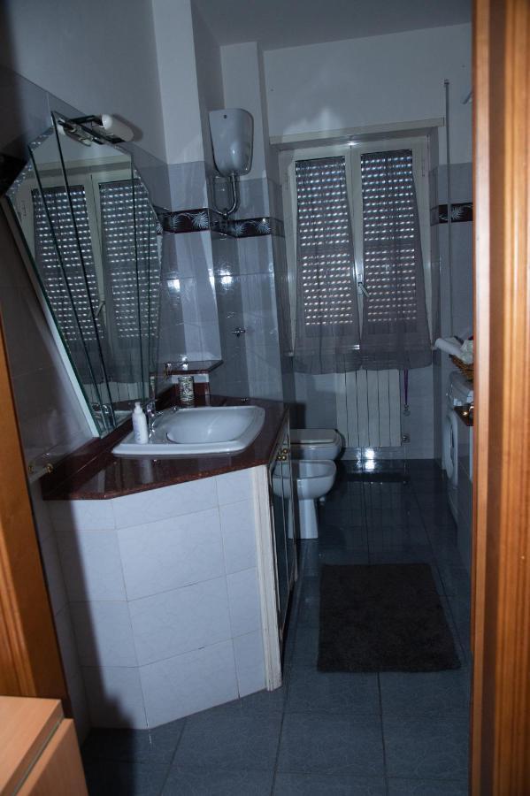 Panta Rei Apartment Mentana Bagian luar foto
