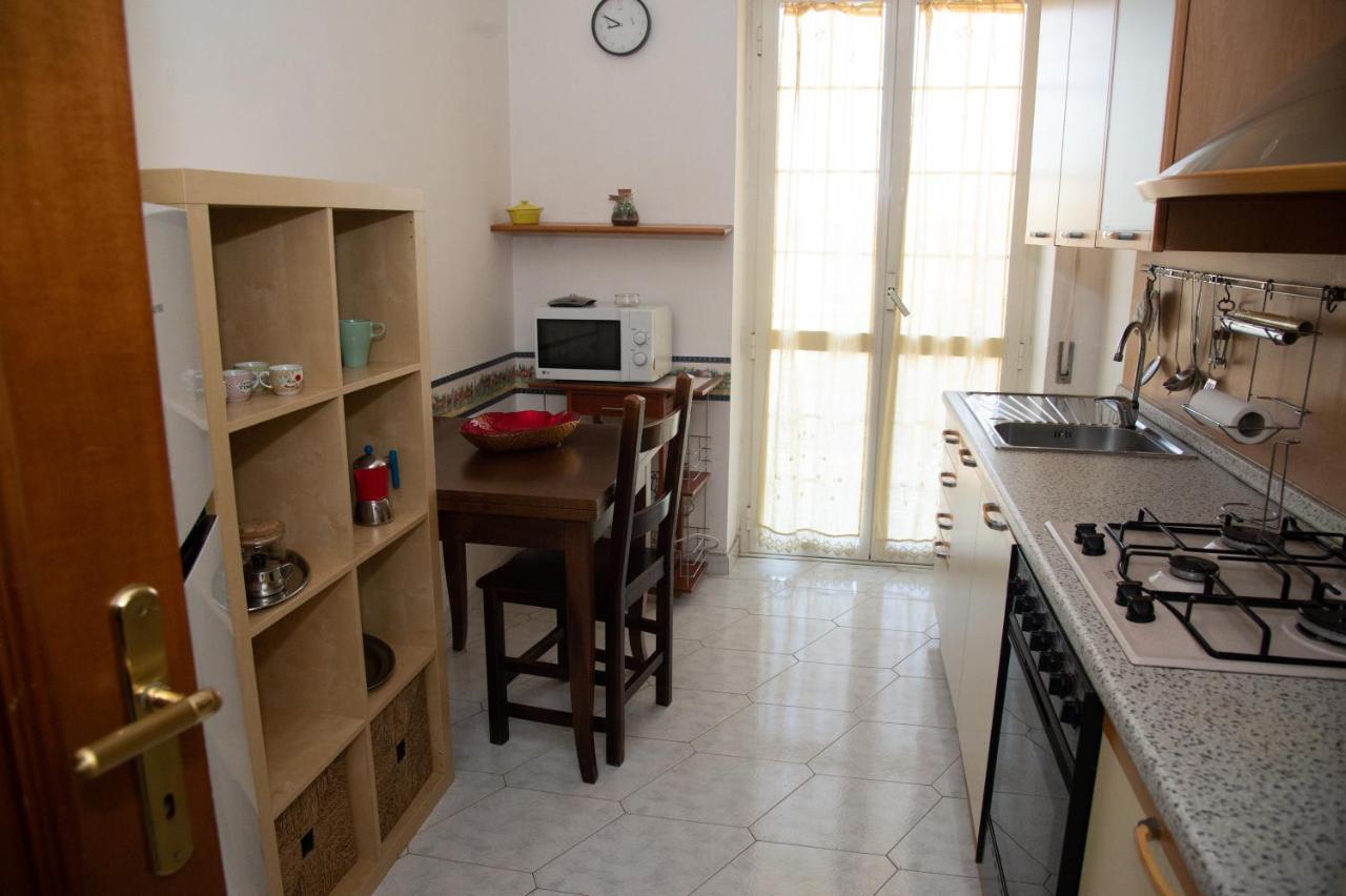 Panta Rei Apartment Mentana Bagian luar foto